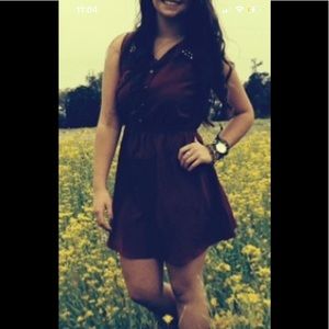 Olive & Oak - Maroon Wine short dress with stud collar - Small